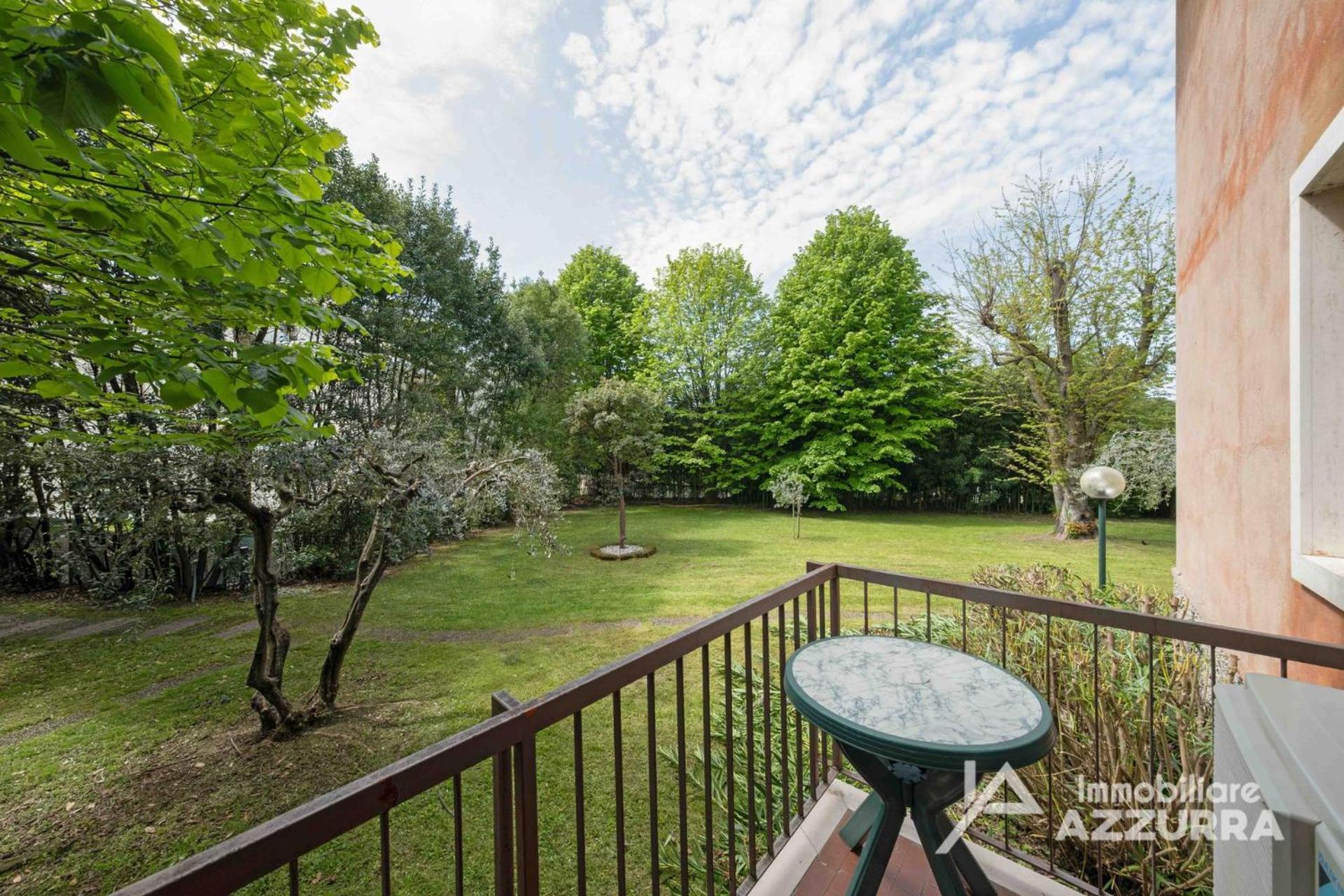 Darina - Immobiliare Azzurra Lägenhet Lazise Exteriör bild